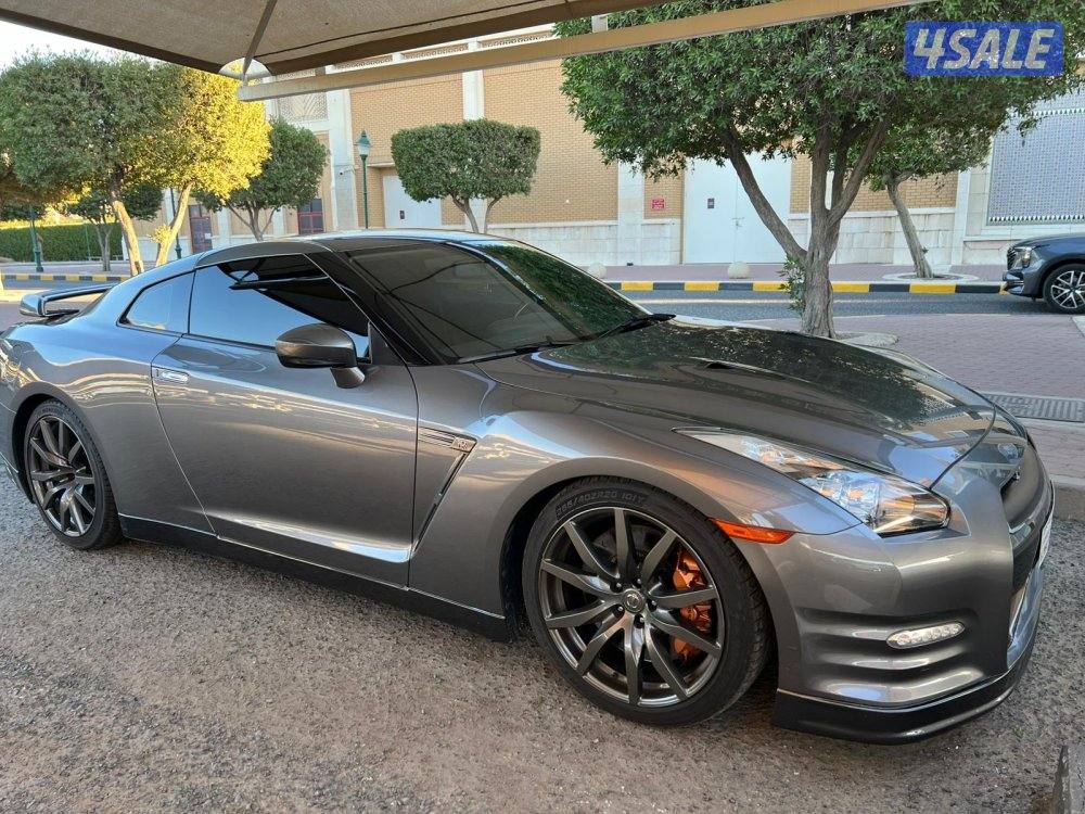 للبيع GTR5