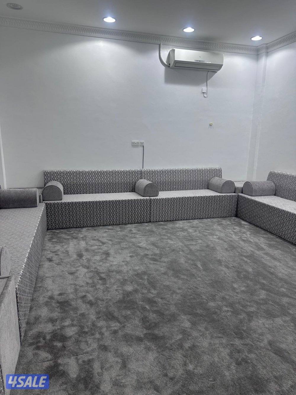 بيع وتركيب جميع انواع السجاد القص سميك وخفيف سادة ومشجر10