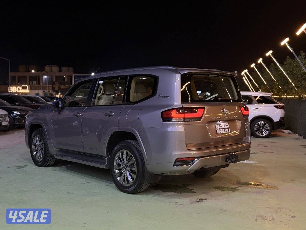 للبيع كاش بالأقساط لاندكروزر GXR AERO 20222