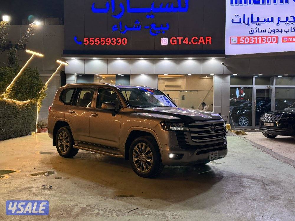 للبيع كاش بالأقساط لاندكروزر GXR AERO 20226