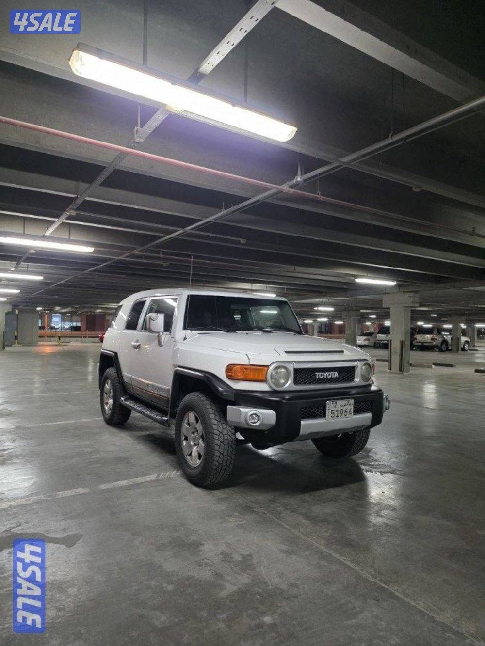للبيع جيب fj1