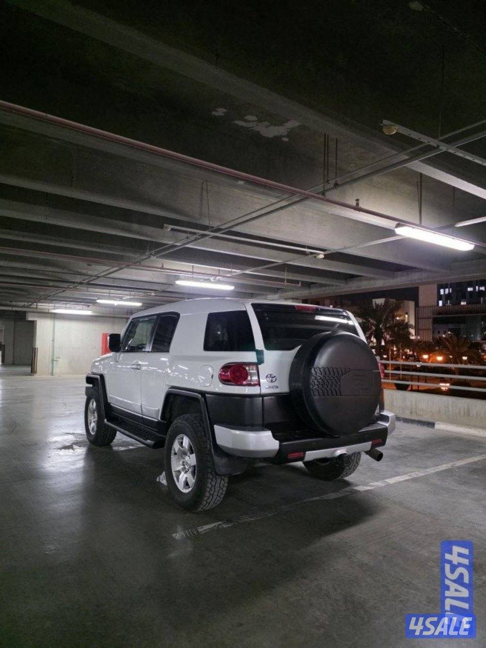 للبيع جيب fj3