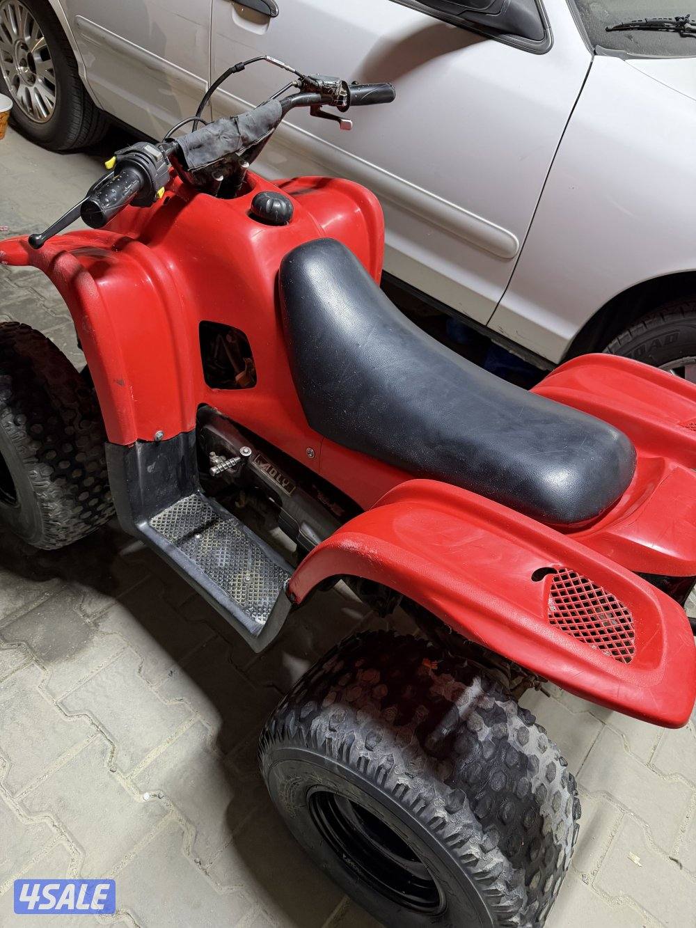 للبيع بقي العميري شرط نضافه الحجم ١٠٠ قابل مسومه1