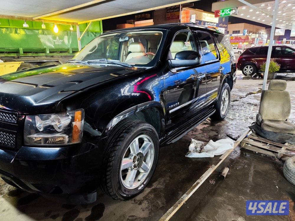 تاهو 2011LTZ أسود بحالة ممتازة0