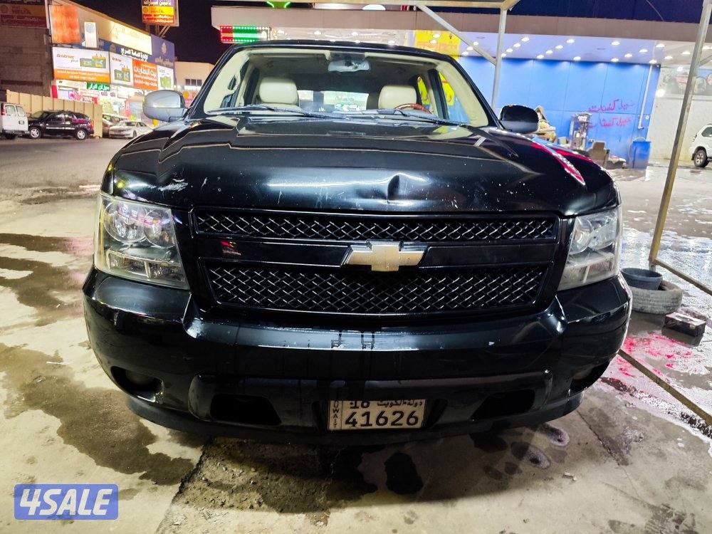 تاهو 2011LTZ أسود بحالة ممتازة3