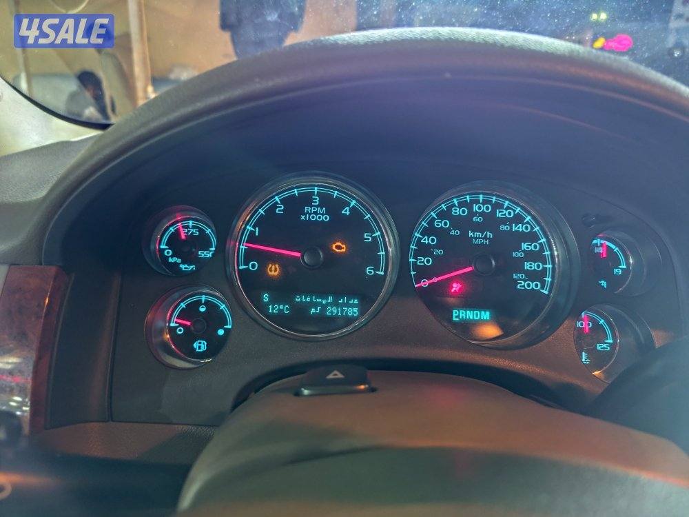 تاهو 2011LTZ أسود بحالة ممتازة5