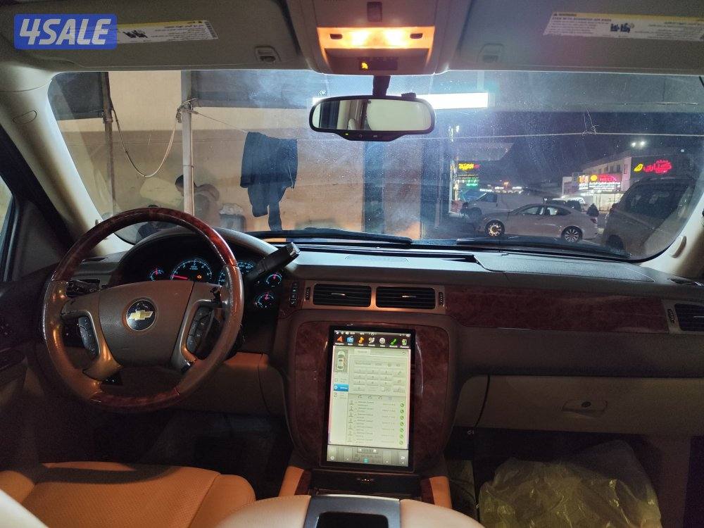 تاهو 2011LTZ أسود بحالة ممتازة6