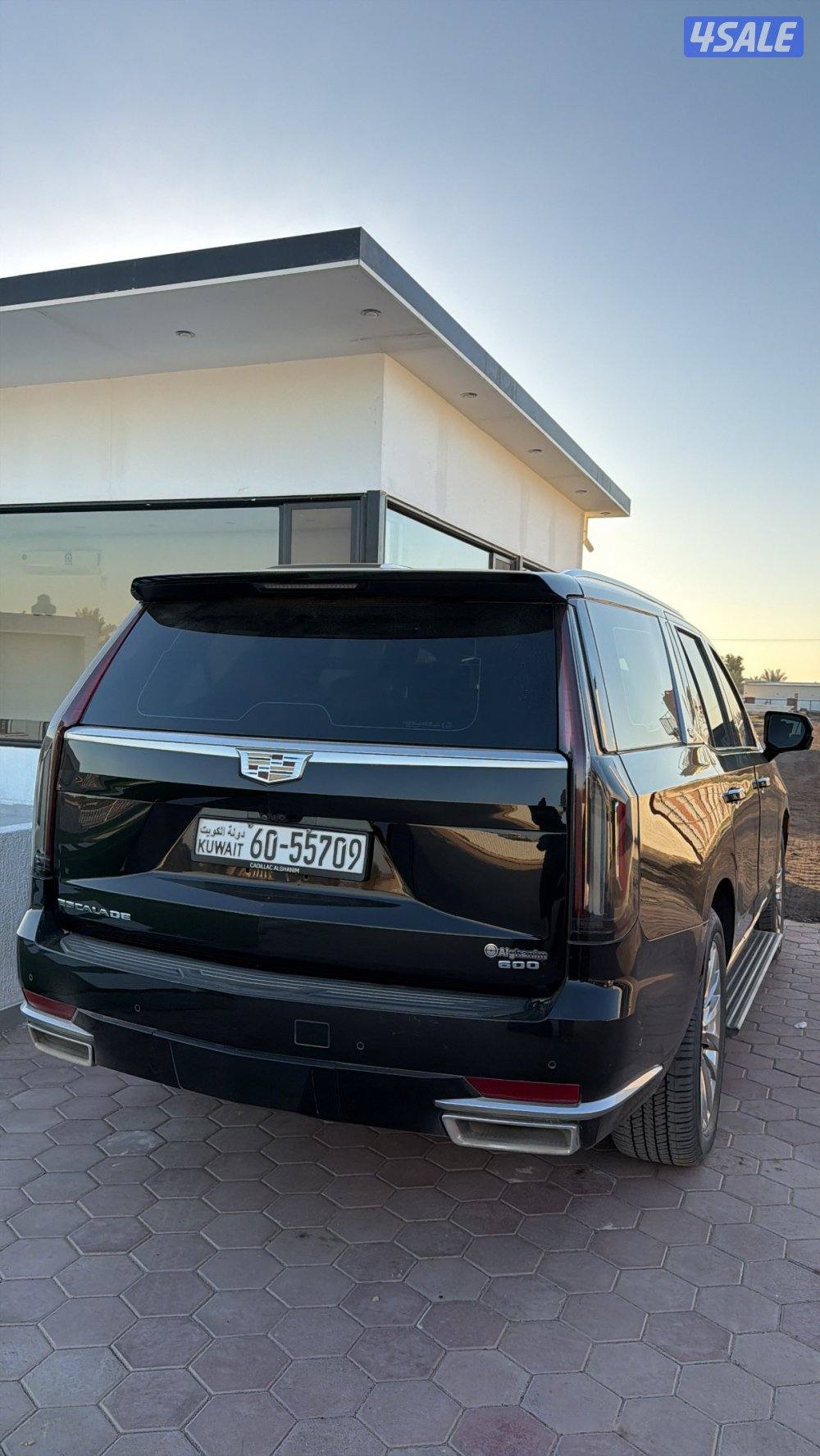 اسكاليد بلاتنيوم1