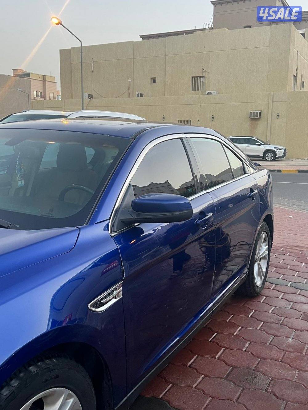 للبيع فورد تورس 20135