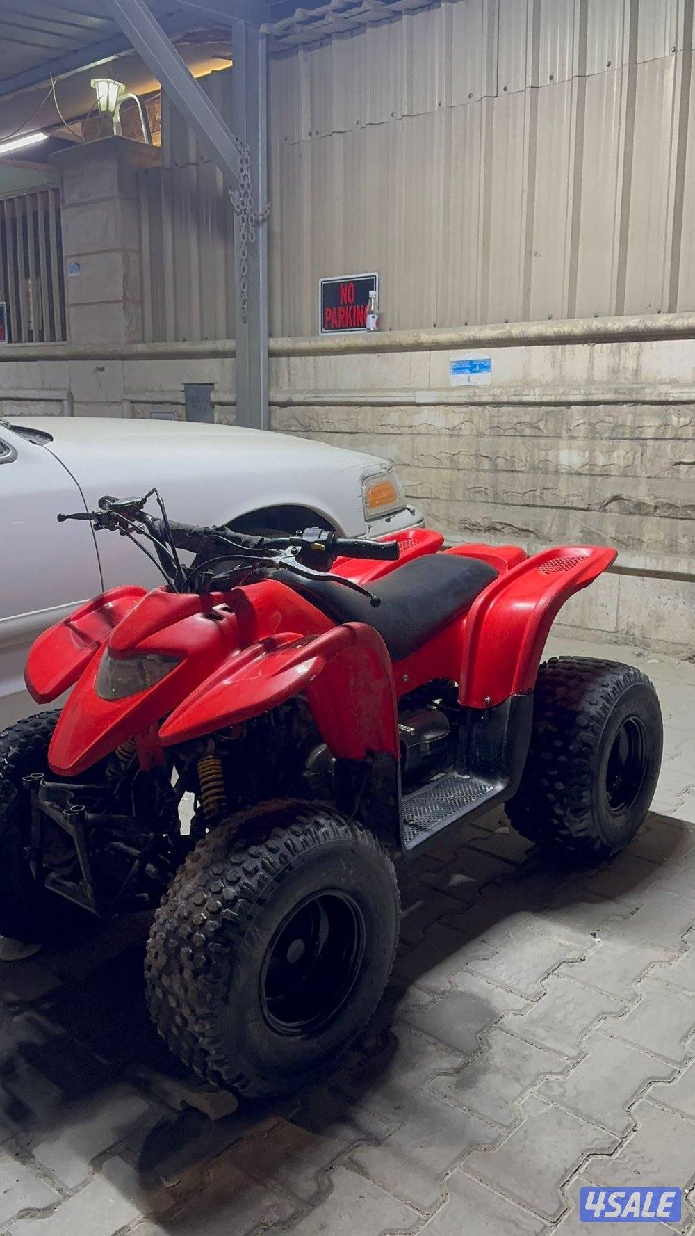 للبيع بقي العميري شرط نضافه الحجم ١٠٠ قابل مسومه0