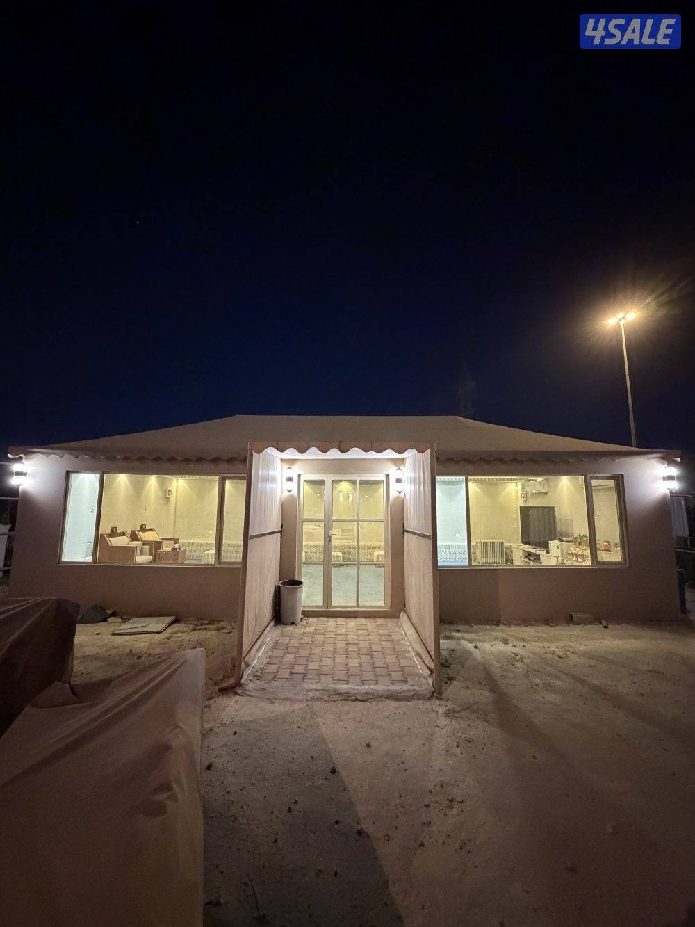 للبيع خيمة ملكية0