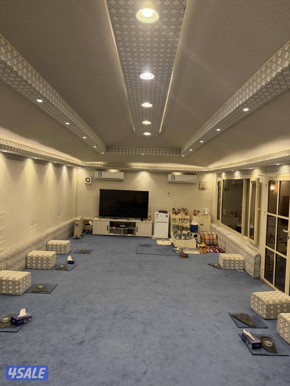 للبيع خيمة ملكية4