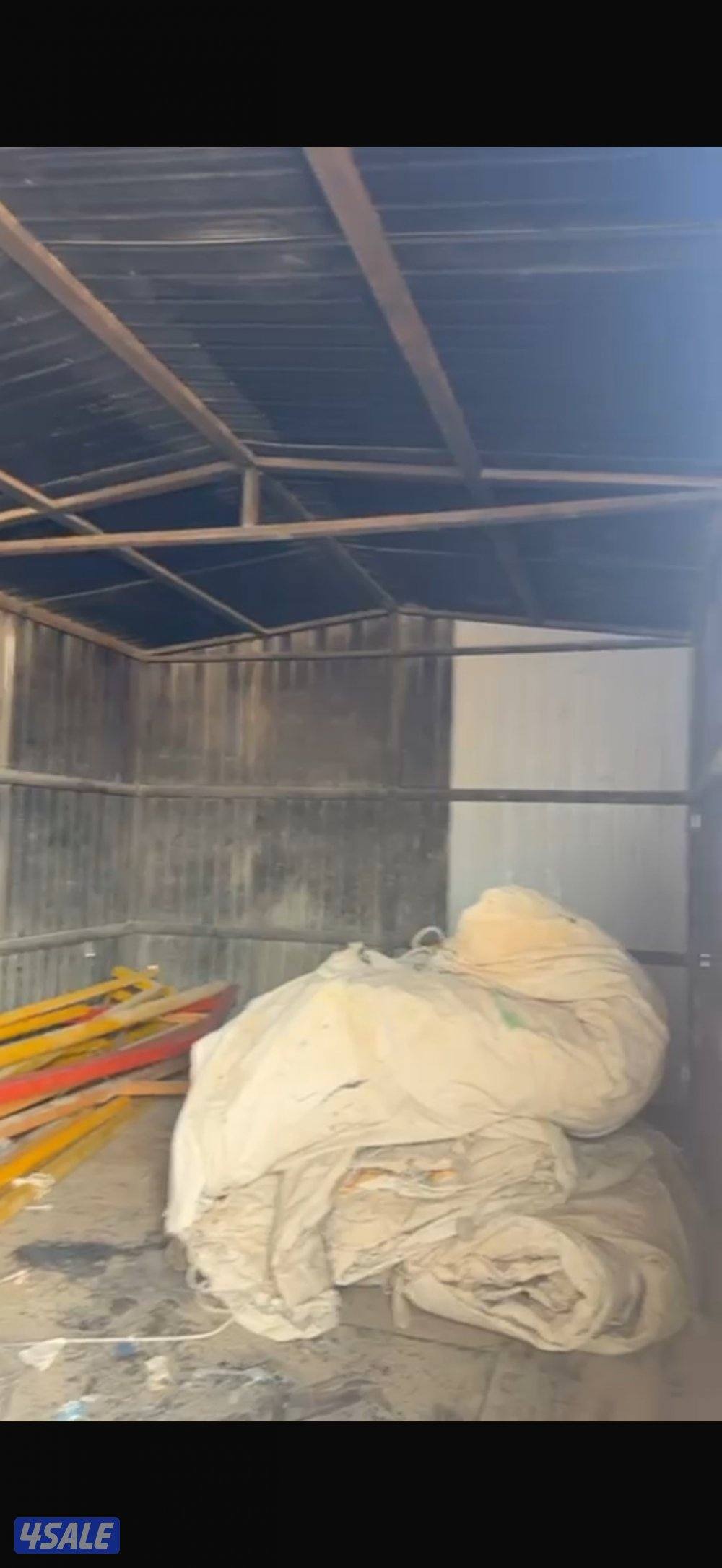 للبيع شاليه وعرزاله وعربانه اغراض مخيم كامل حمام عزكم الله وخيمتين 6/42