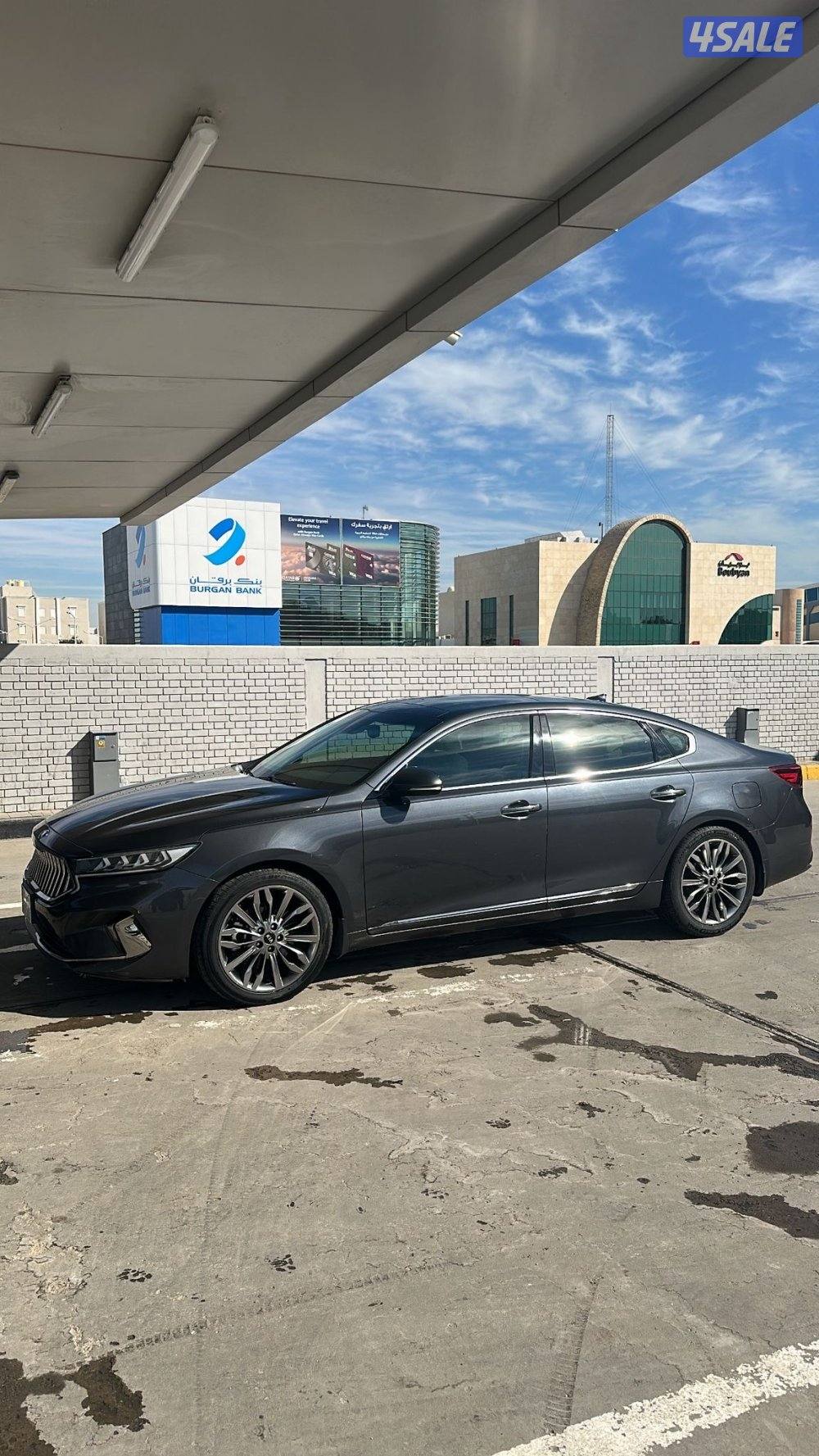 للبيع كيا كادينزا 20200