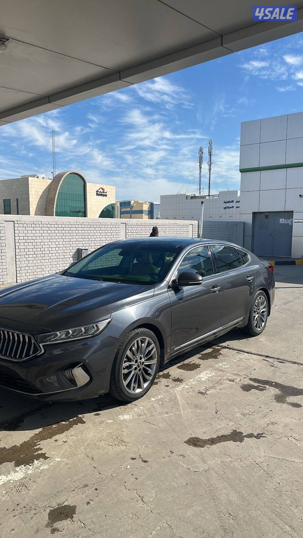 للبيع كيا كادينزا 20204