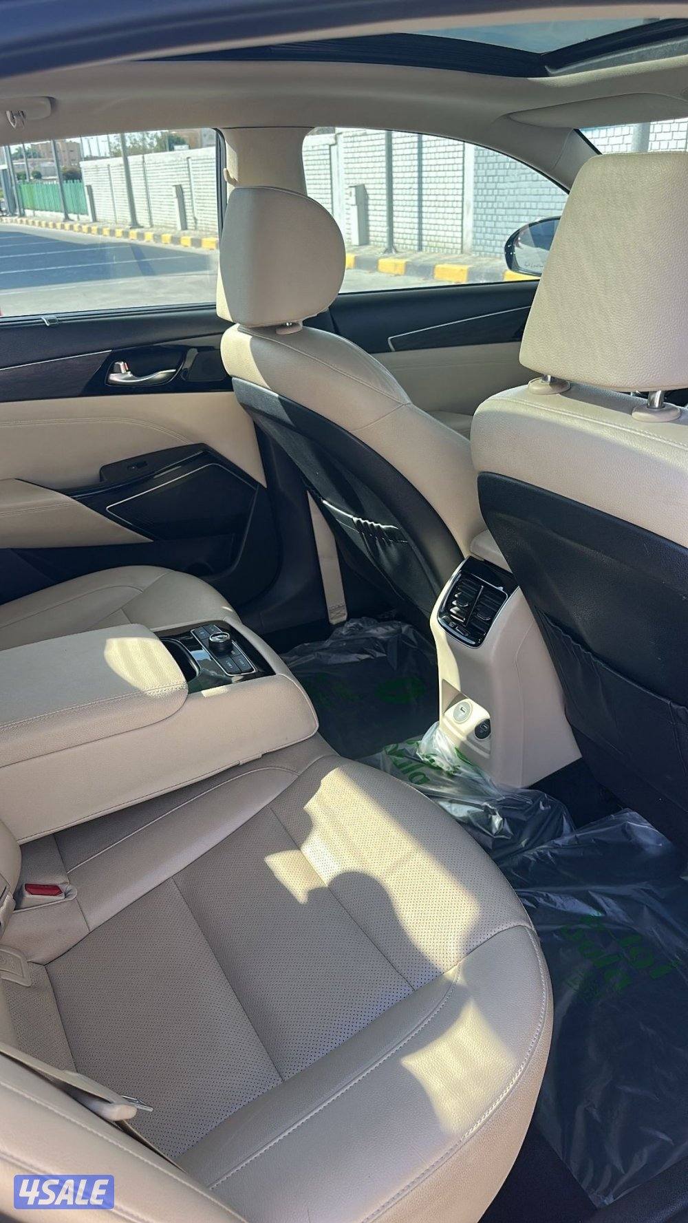 للبيع كيا كادينزا 202010