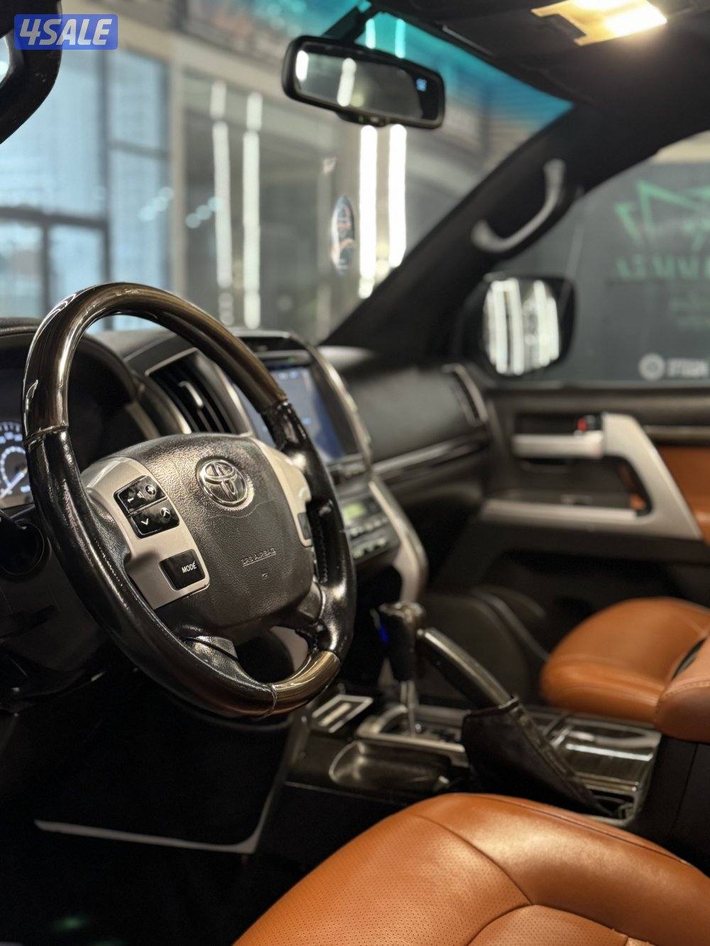 لاند كروزر 20113