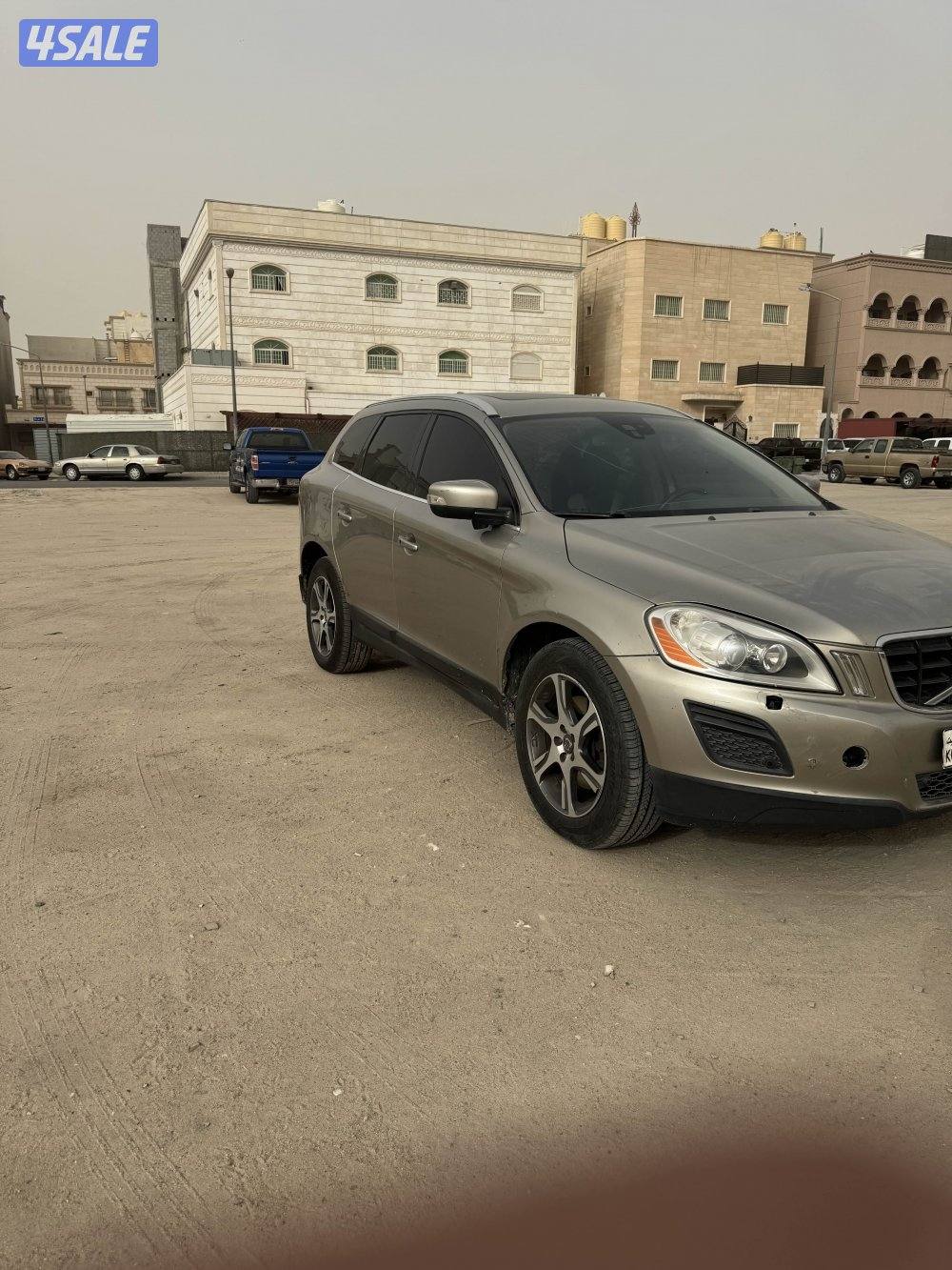 XS60  فولفو فل مواصفات2