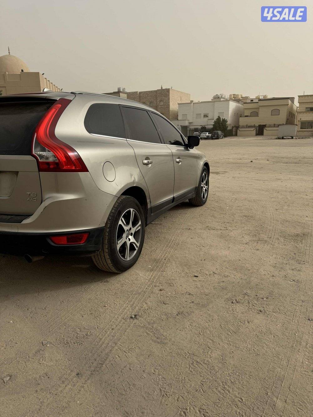 XS60  فولفو فل مواصفات4