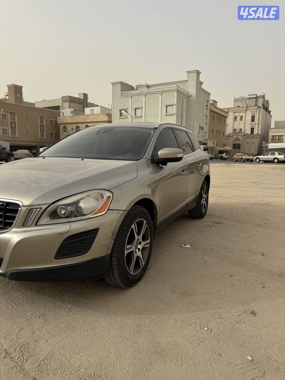 XS60  فولفو فل مواصفات5