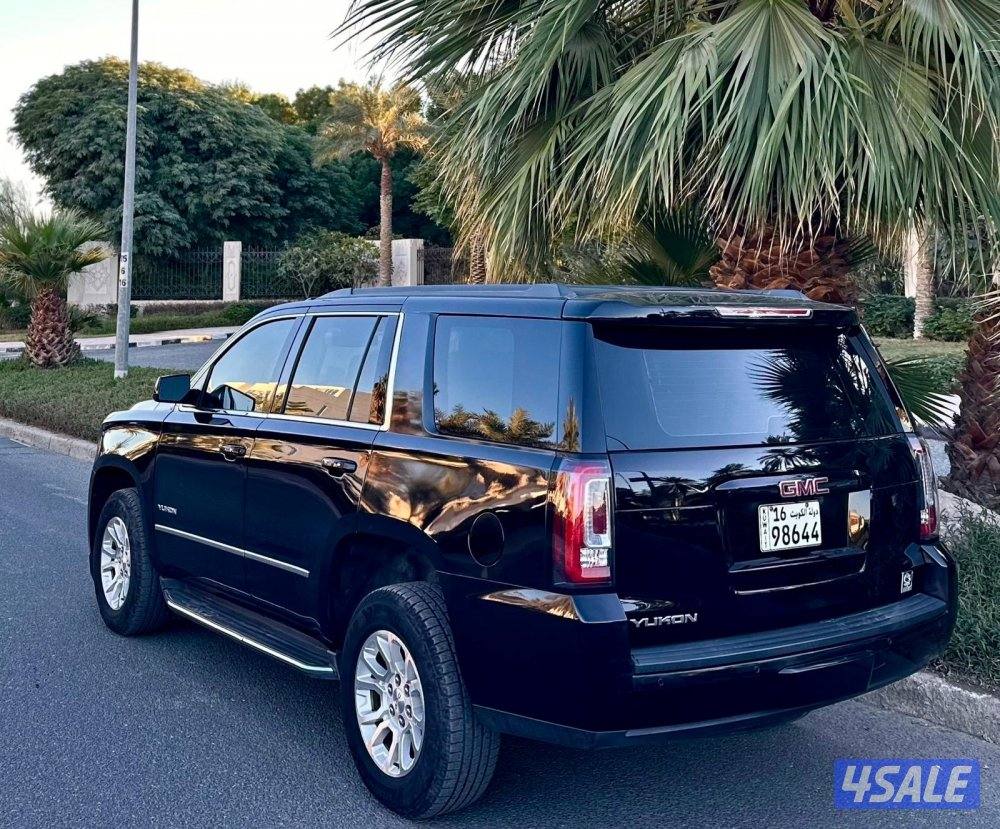 يوكن SLT موديل 2018  ماشي 128يوجد قطعه وحده فقط صبغ تجميلي وارد الكويت5