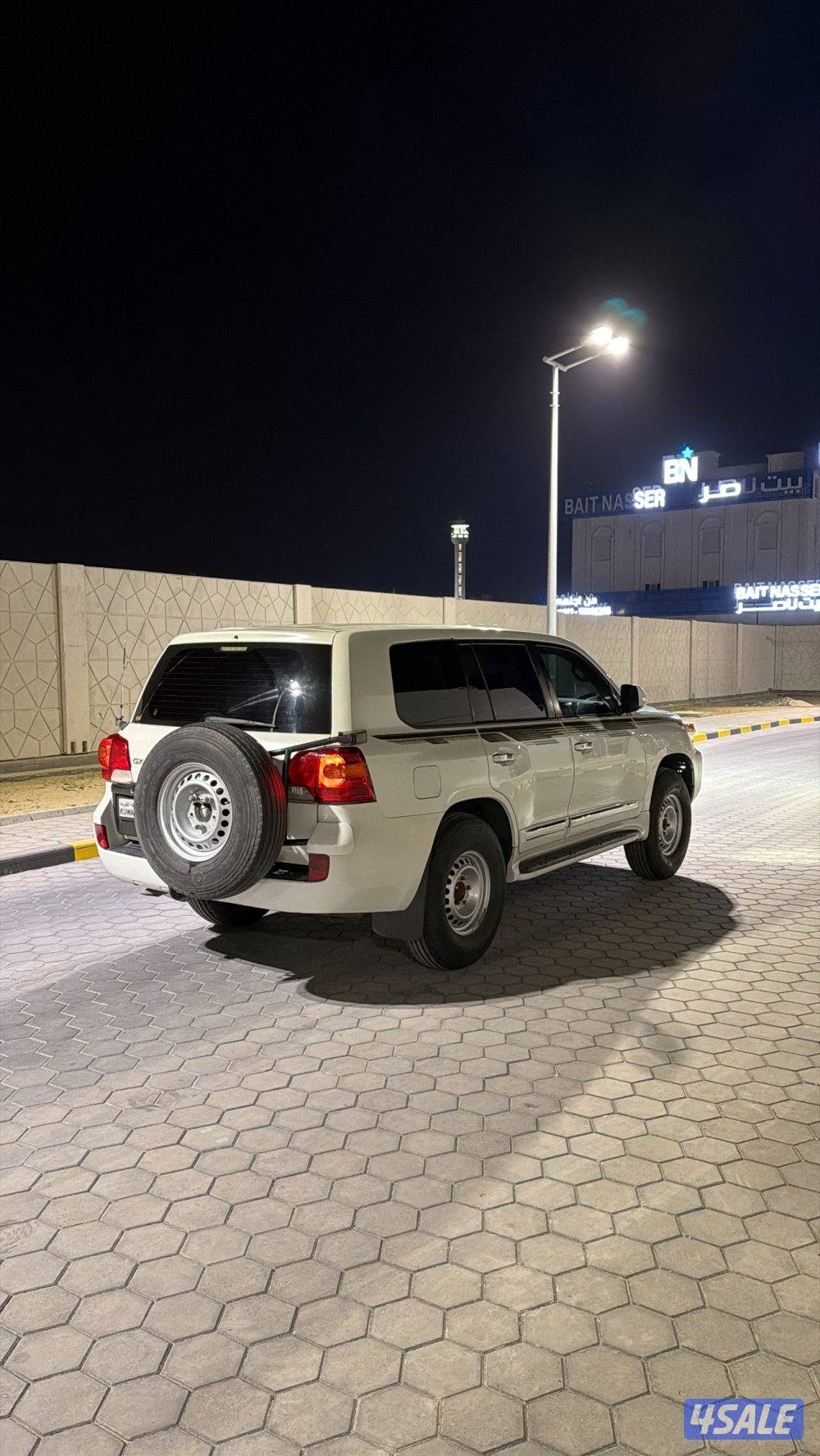 لاند كروزر ٢٠١٤2