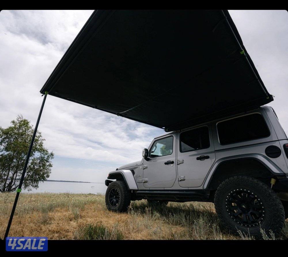 مظلة ايرون مان 2.5 متر ب 2.5 متر مع ليت داخل المظلة3