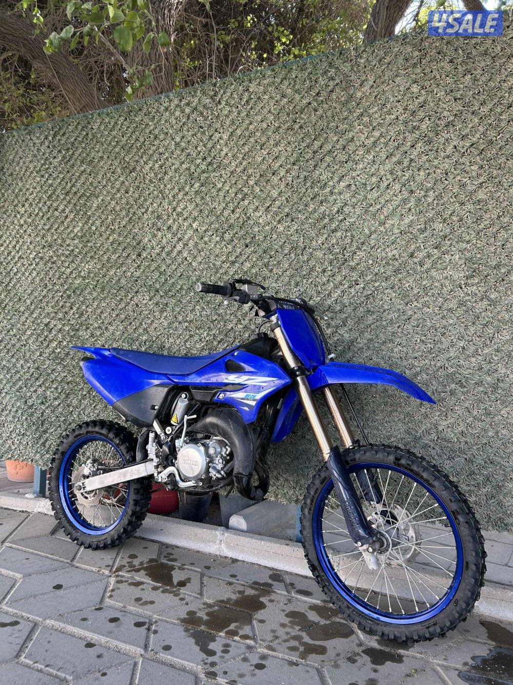 للبيع سيكل yz852