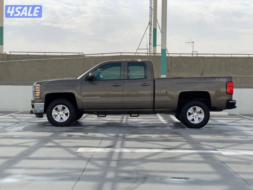 للبيع سلفرادو Z711