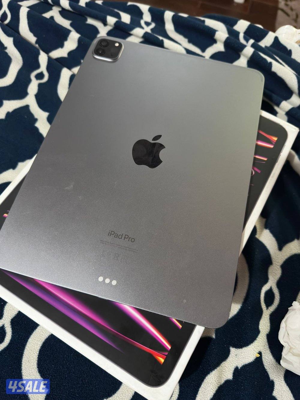 ايباد M2 نظيف جدا بطارية 972