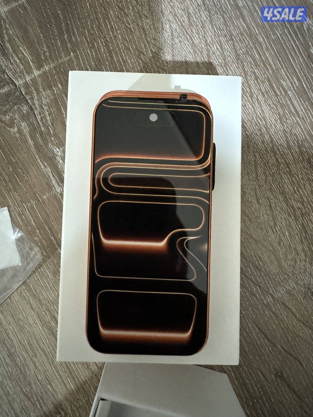 ايفون ١٧ برو ماكس ميني0