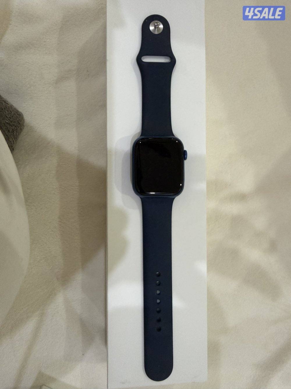 للبيع آيفون 14 برو ماكس مع ساعة ابل5