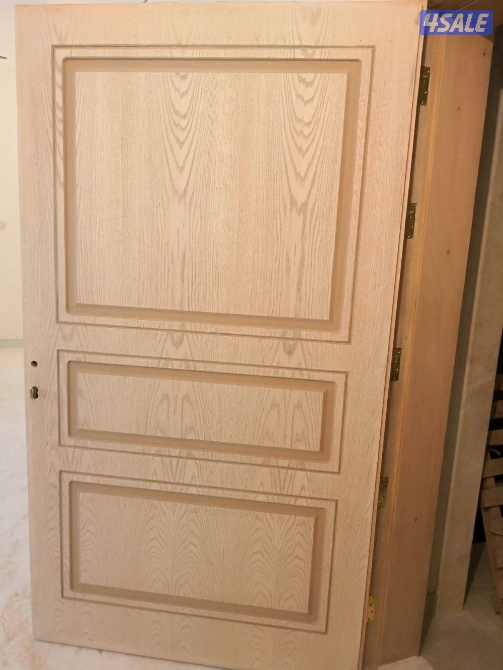 نجارواصباغ خشب پاکستانی ترکیب ابواب کبتات غرف نوم صبغ لیکر و ناری معلم3