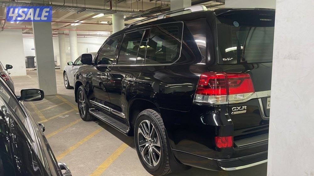 للبيع لاند كروزر ٢٠٢٠ - GXR V8 Touring1