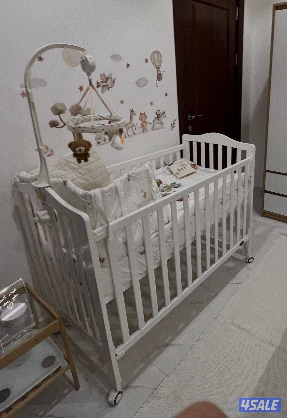 سرير اطفال1