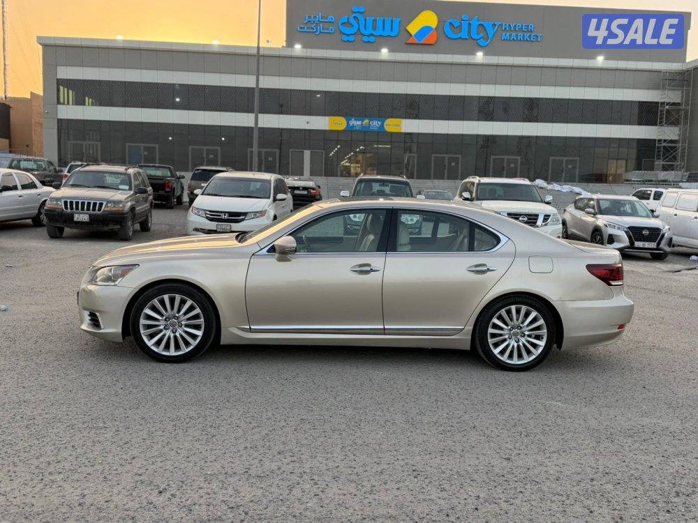 لكزس LS460 موديل 2017 الساير3