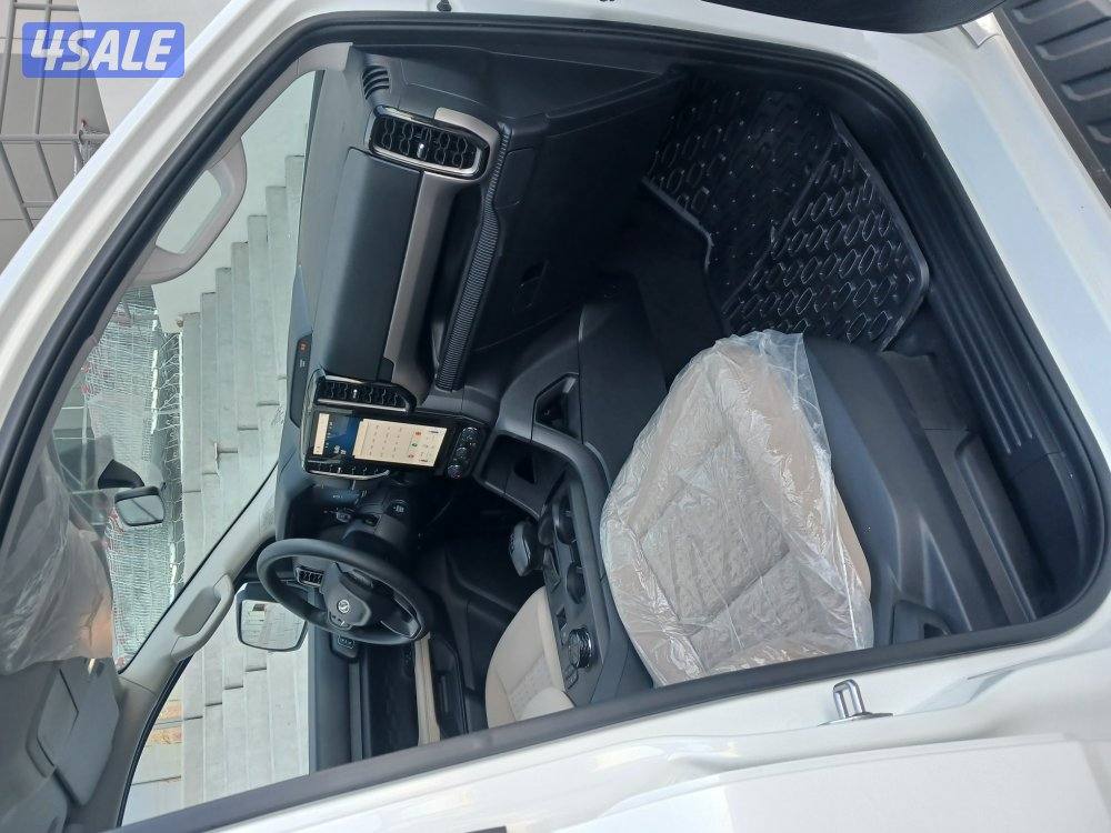 فورد إيفرست موديل 2025 دبل قير8