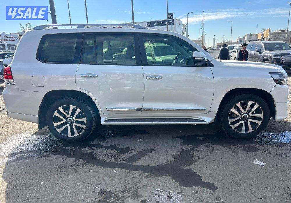 تويوتا لاند كروزرGX.R تورينق_V8
موديل 2019
ماشى 225.000 k.m2