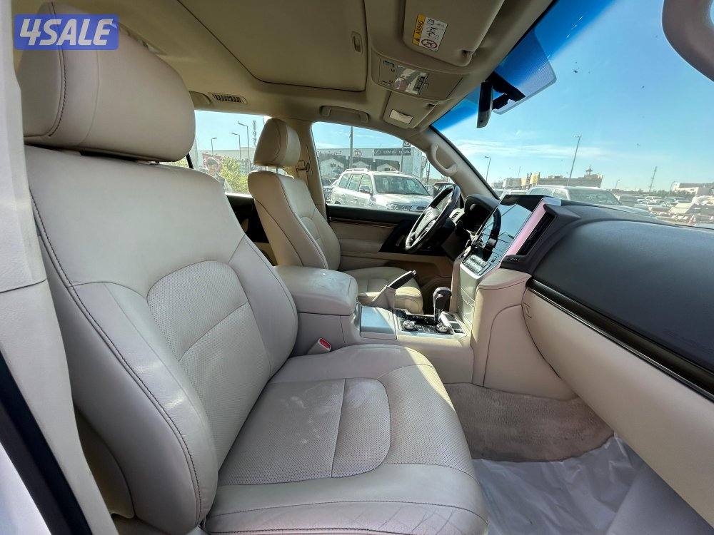 تويوتا لاند كروزرGX.R تورينق_V8
موديل 2019
ماشى 225.000 k.m5