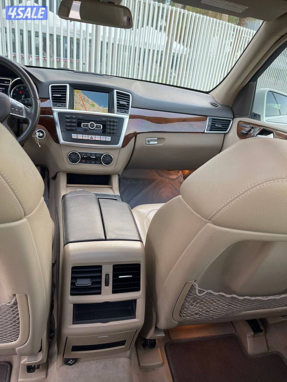 مرسيدس ML 350 موديل 2013 بحالة الوكالة1