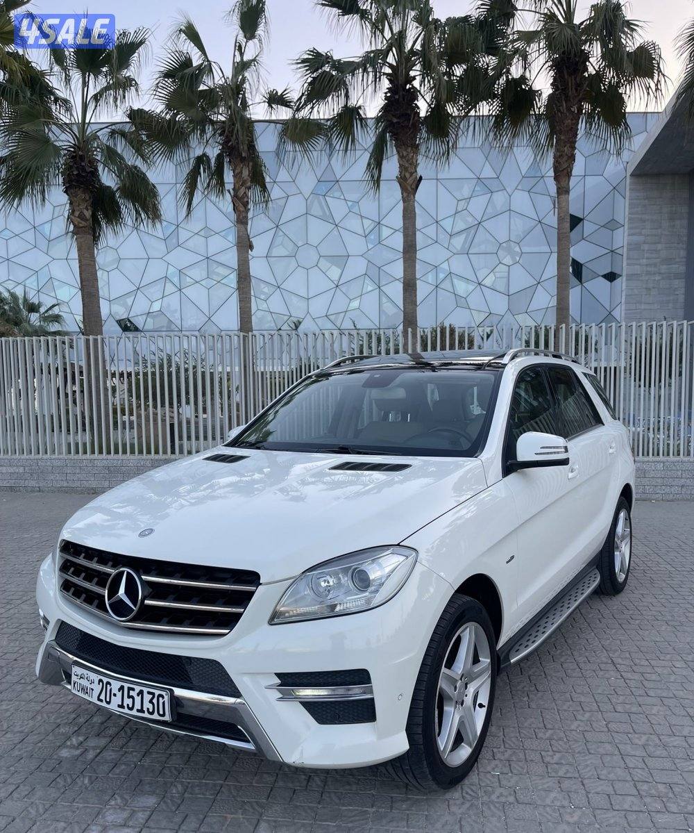 مرسيدس ML 350 موديل 2013 بحالة الوكالة3