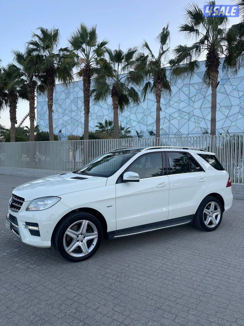 مرسيدس ML 350 موديل 2013 بحالة الوكالة5