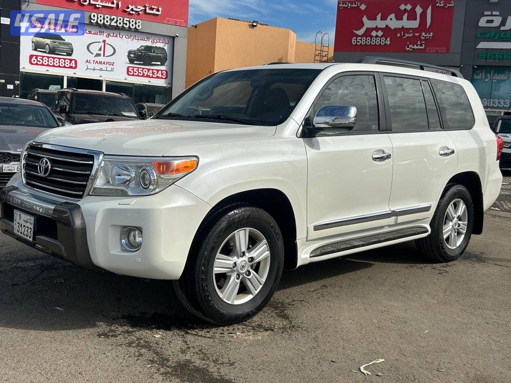 تويوتا لاند كروزر GX.R -V8
موديل 2014
ماشى 288.000 k.m 
وارد الساير0