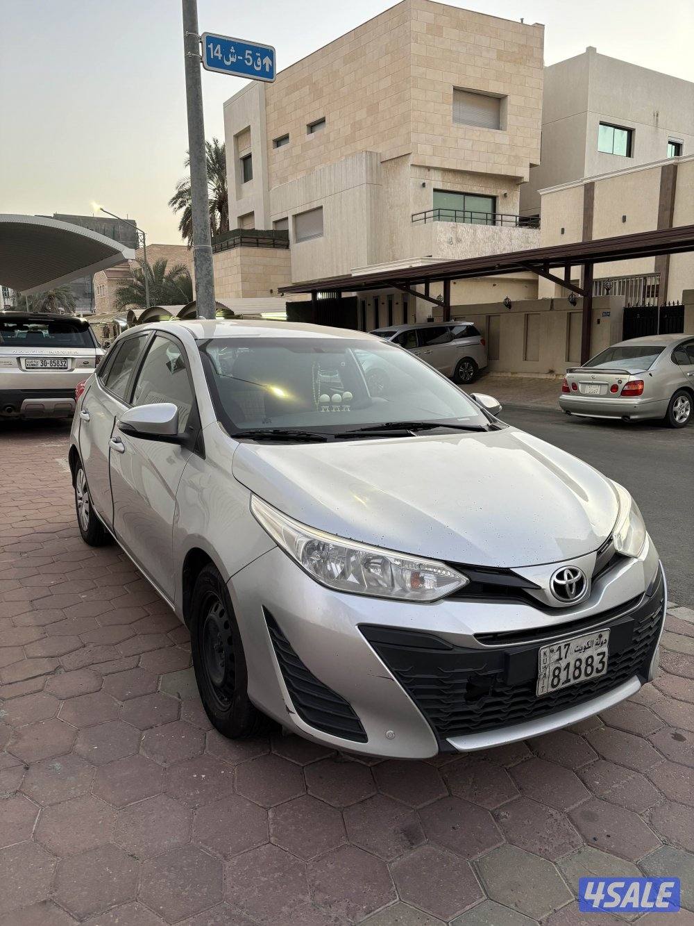 For sale Yaris hatchback 2019 للبيع يارس هاتشباك بحالة ممتازة6