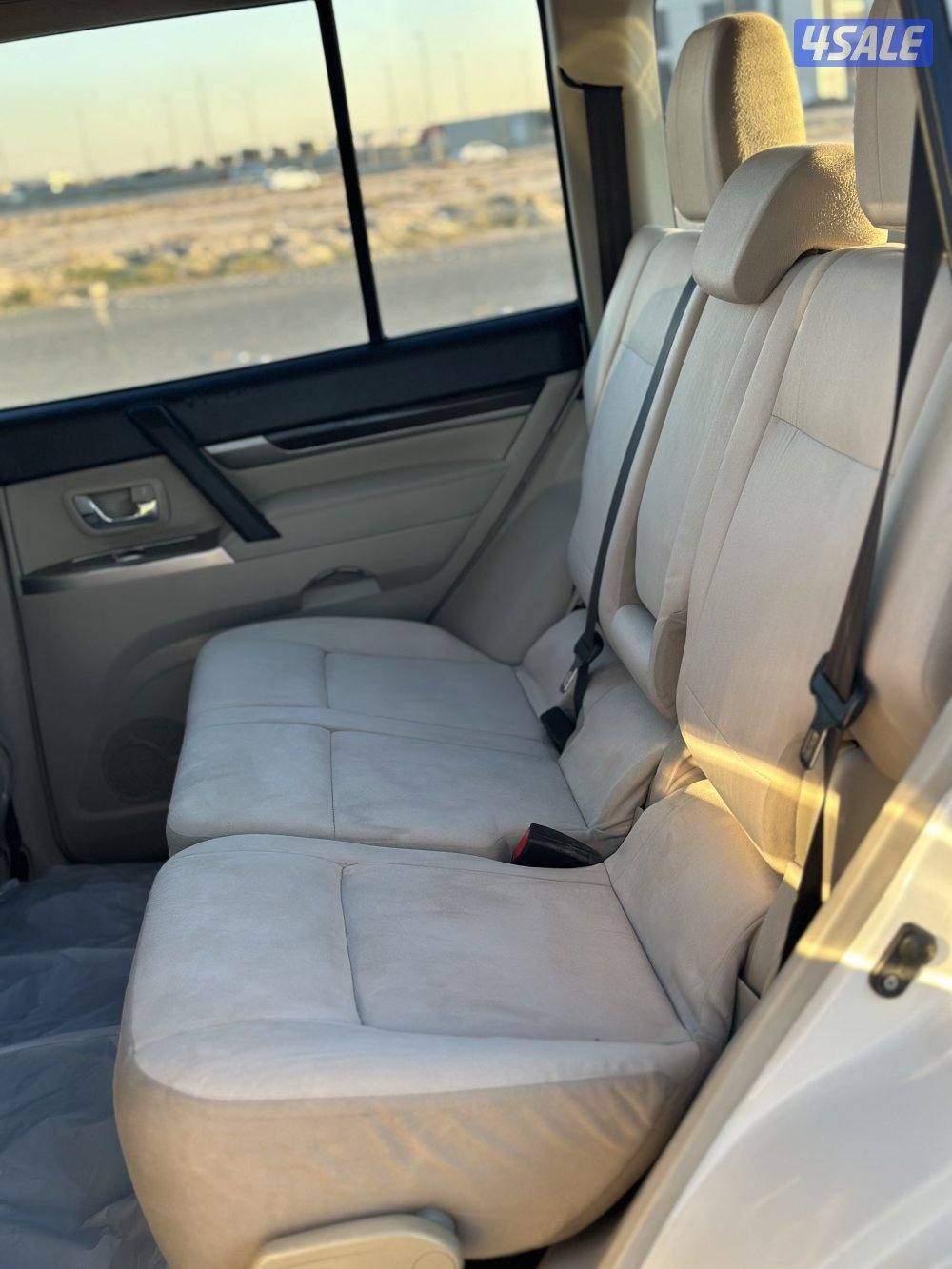 للبيع باجيرو مديل 2017 عداد 207 صبغ الوكاله6