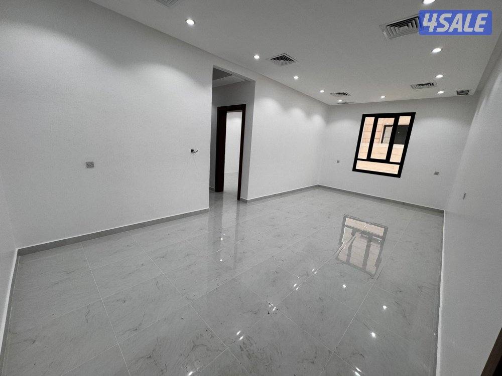 للايجار شقق 4 غرفه نوم اول ساكن في هديه ق20