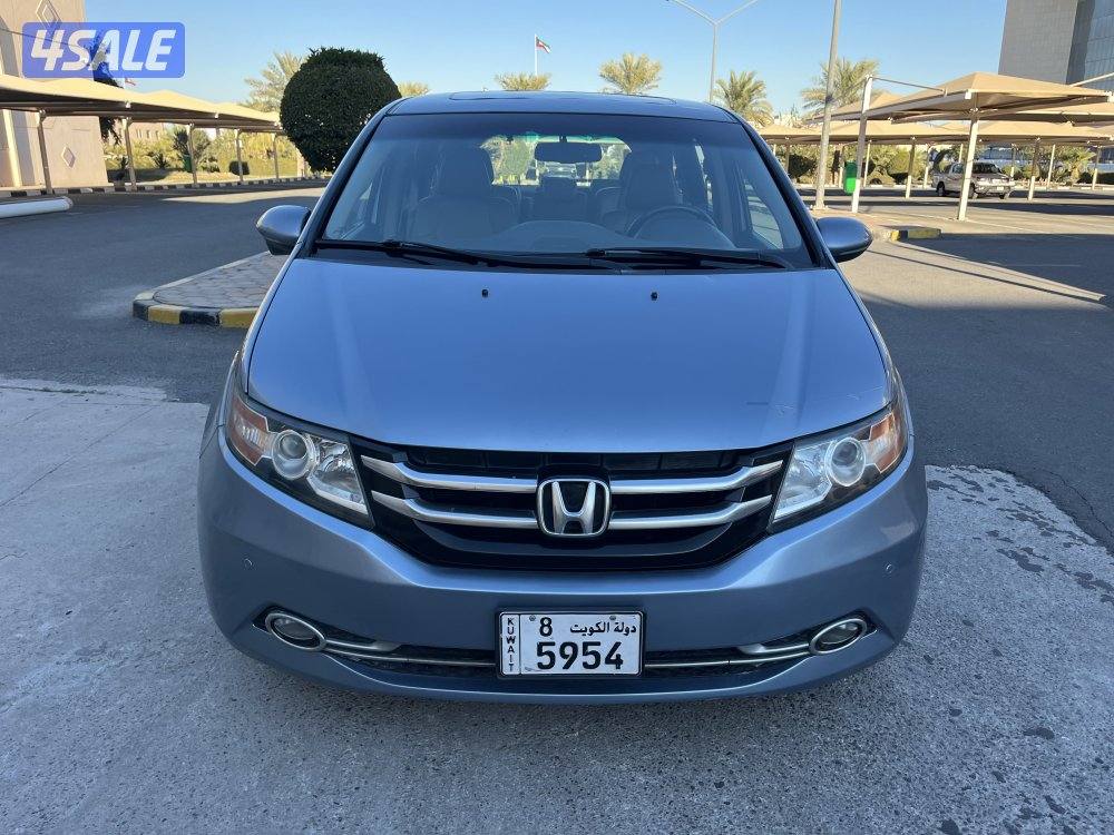 هوندا أوديسي2014 فتحة جلد عداد 188 بحالة الوكالة3