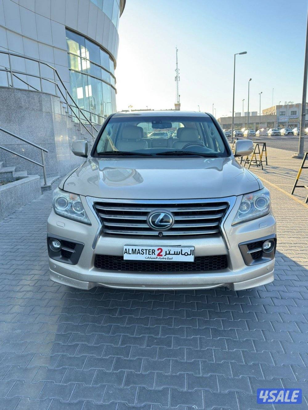 لكزس LX570  وارد قطر شرط الفحص جير مكينه شاصي البدي قطعه وحده4