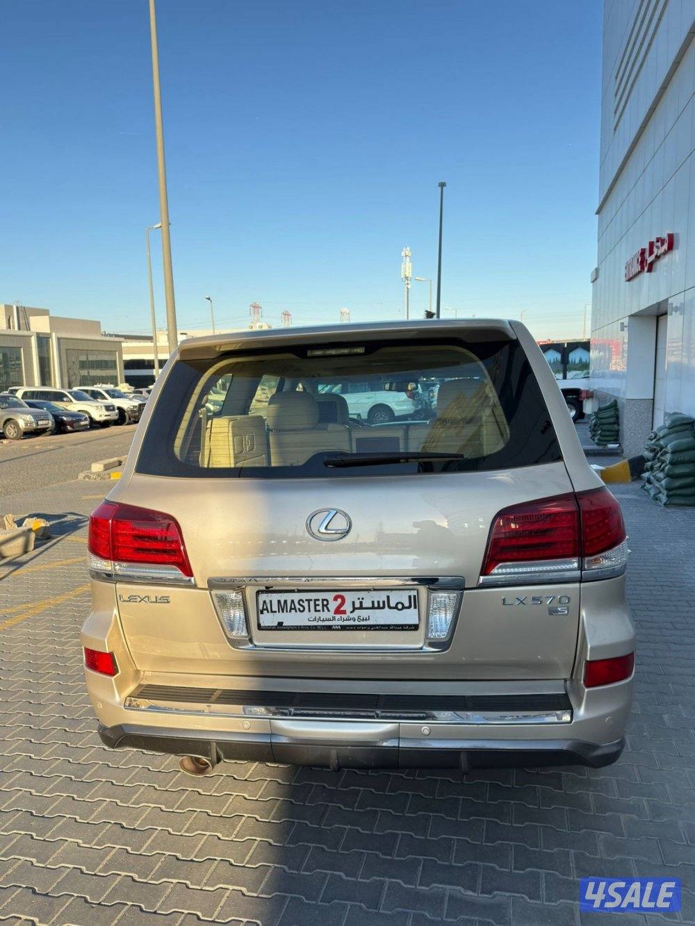 لكزس LX570  وارد قطر شرط الفحص جير مكينه شاصي البدي قطعه وحده5