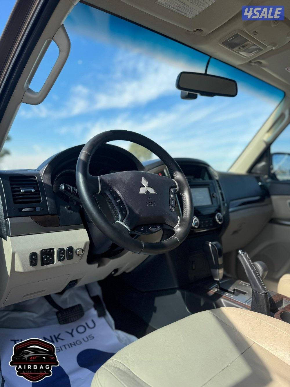 باجيرو موديل 2020 
عداد 127 الف ماكينه 3.8 cc كامل المواصفات بدون فتحه3